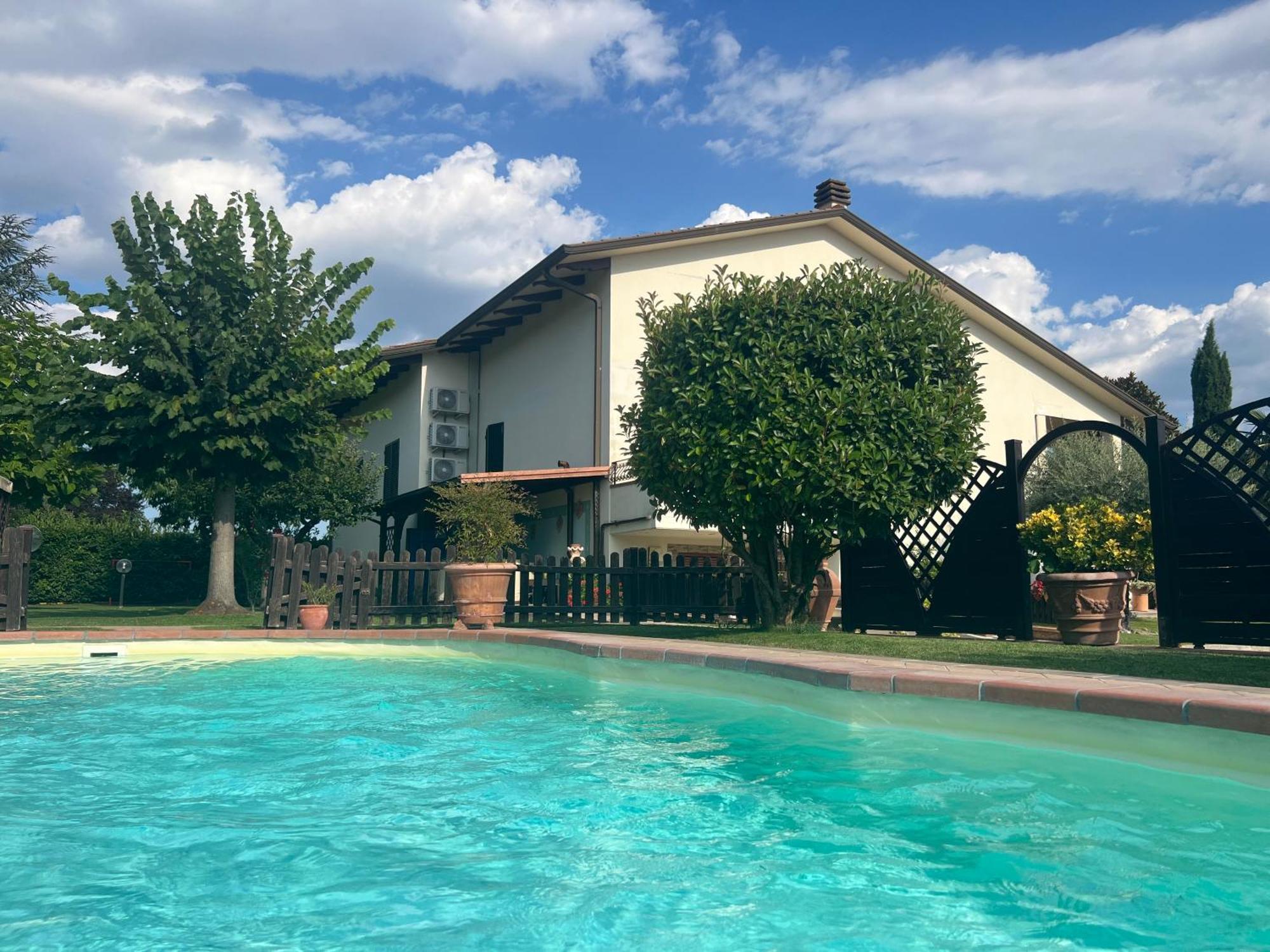 Relaxhomeholiday Panicale Buitenkant foto